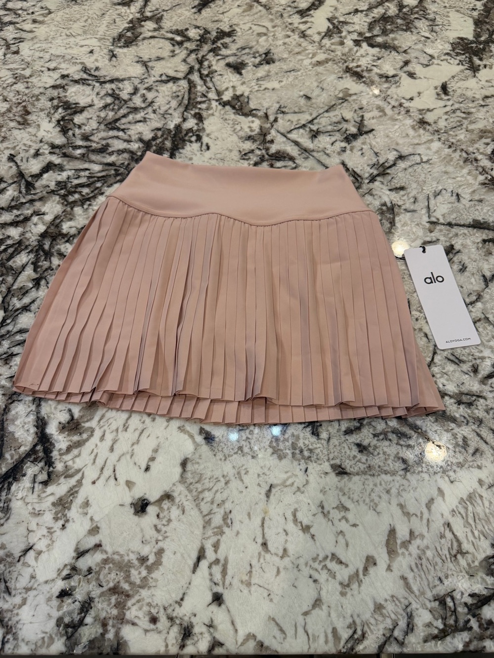 NWT Alo Pink Quartz Grand Slam Skirt